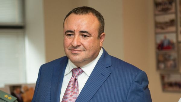 Российский меценат армянского происхождения Грачья Погосян. Выставка С Любовью к Армении и России - Sputnik Армения