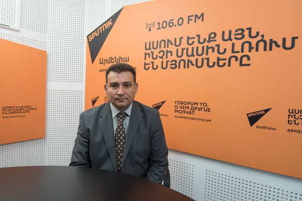 Ованнес Азизян в гостях у радио Sputnik Армения - Sputnik Արմենիա