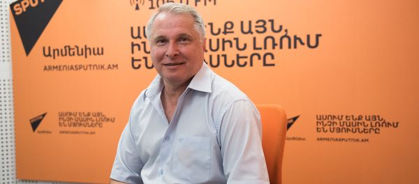Александр Цинкер в гостях у радио Sputnik Армения - Sputnik Армения