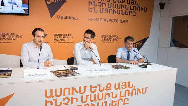 Жора Саркисян и Агустин Песнон - Sputnik Армения