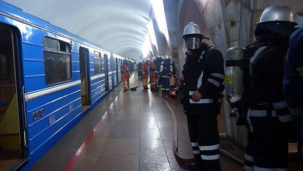 Учения МЧС РА в метро - Sputnik Армения