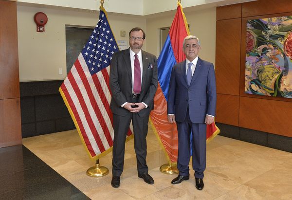 Серж Саргсян и Ричард Милз - Sputnik Արմենիա