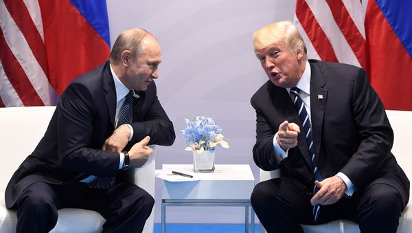 Президенты России и США Владимир Путин и Дональд Трамп - Sputnik Армения