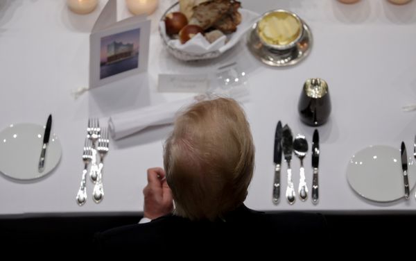 Президент США Дональд Трамп на банкете в рамках саммита G20 Президент США Дональд Трамп на банкете в рамках саммита G20 - Sputnik Армения