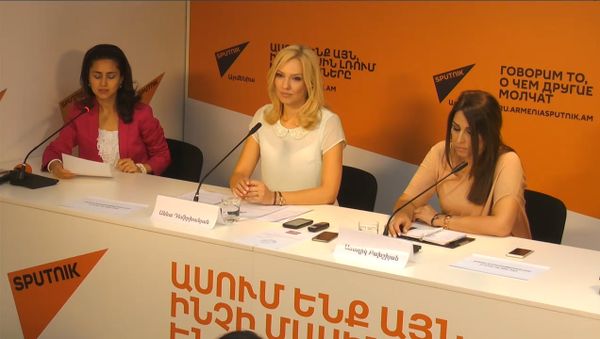 Մամուլի ասուլիս` նվիրված Նովոսիբիրսկում անցկացվելիք «Միսսիս Եվրոպա 2017» գեղեցկության և մայրության մրցույթին - Sputnik Արմենիա
