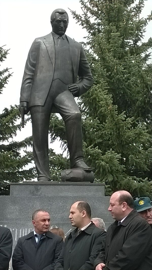 Открытие памятника Согомону Тейлеряну в Маралике. Скульптор Самвел Петросян - Sputnik Армения
