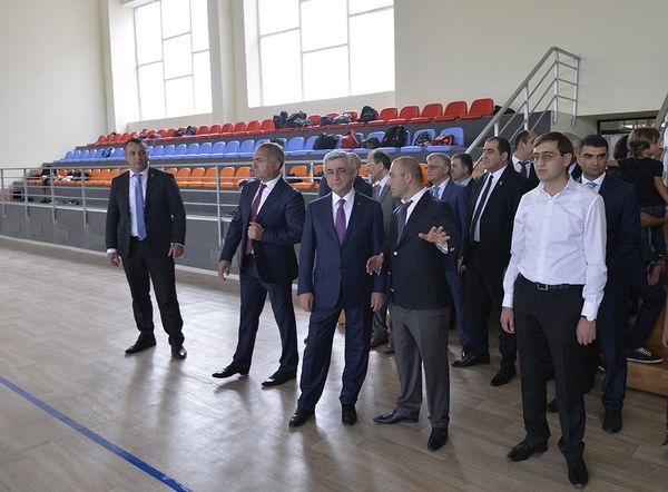 Визит президента Серж Саргсяна в Арагацотн - Sputnik Արմենիա