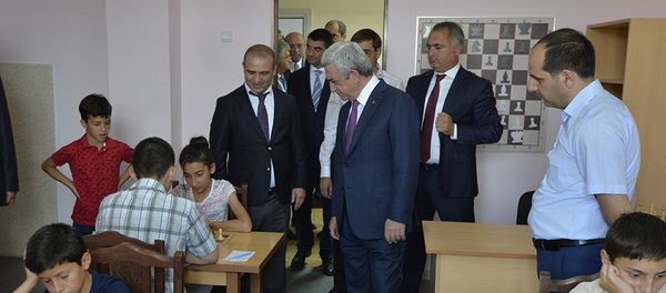 Визит президента Серж Саргсяна в Арагацотн - Sputnik Армения