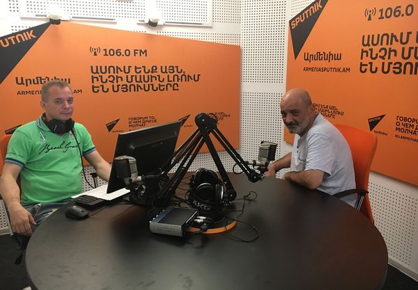 Ованнес Акопян в гостях у радио Sputnik Армения - Sputnik Армения