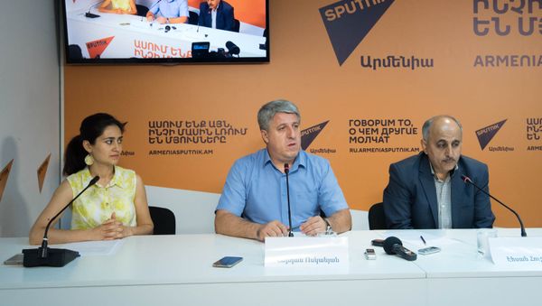 Вардан Восканян и Ехсан Ушманд - Sputnik Армения