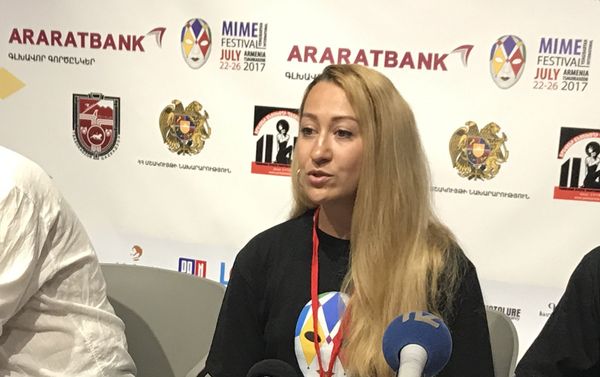 Участники Международного фестиваля пантомимы имени Леонида Енгибарова. Екатерина Варлакова – актриса Театра Игровой Пластики «МИ МИнор» - Sputnik Армения