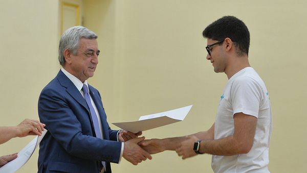 Серж Саргсян - Sputnik Արմենիա