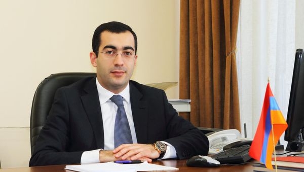 Роберт Макарян - Sputnik Արմենիա