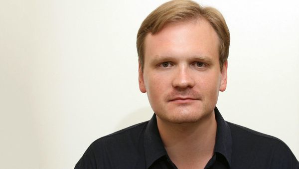Доцент Высшей школы экономики Дмитрий Офицеров-Бельский - Sputnik Армения
