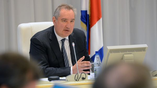 Вице-премьер РФ Д. Рогозин / Vicepremierul Federației Ruse, Dmitri Rogozin - Sputnik Армения