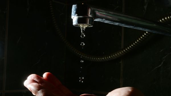 Сезонное отключение воды в Великом Новгороде Сезонное отключение воды в Великом Новгороде - Sputnik Армения