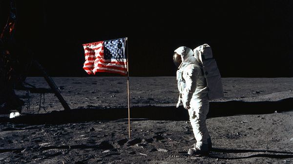 Американские астронавты на луне - Sputnik Армения