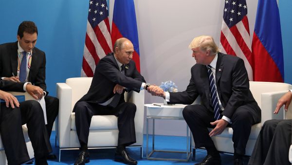 Президент РФ В. Путин принимает участие в саммите Группы двадцати в Гамбурге Президент РФ В. Путин принимает участие в саммите Группы двадцати в Гамбурге - Sputnik Армения