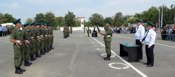 Присяга военнослужащих Армавирского пограничного отряда пограничного управления ФСБ РФ в РА - Sputnik Армения