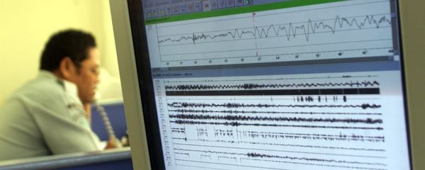 Сейсмограф. Землетрясение - Sputnik Армения