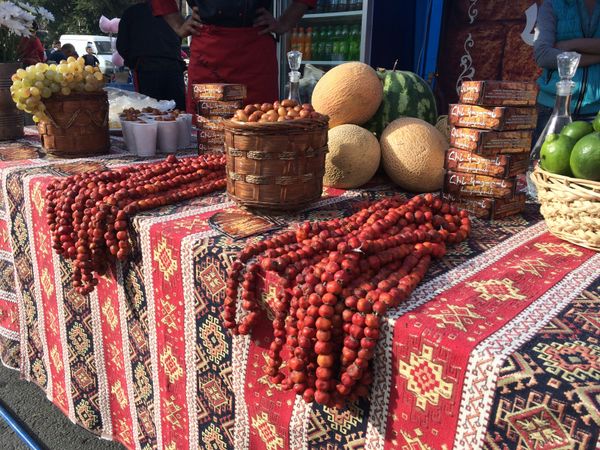 Выставка-продажа у крепости Эребуни - Sputnik Արմենիա