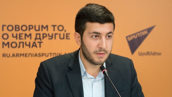 Арег Кочинян - Sputnik Արմենիա