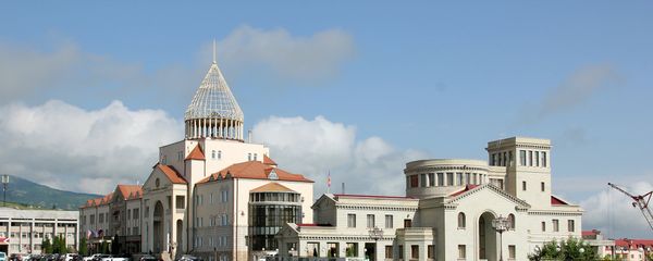 Центральная площадь Степанакерта, Республика Арцах Центральная площадь Степанакерта, Республика Арцах - Sputnik Армения