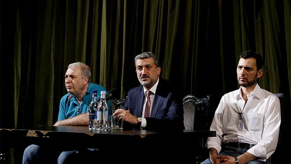 Арам Сукиасян представил нового руководителя Театра юного зрителя Давида Арутюняна - Sputnik Արմենիա