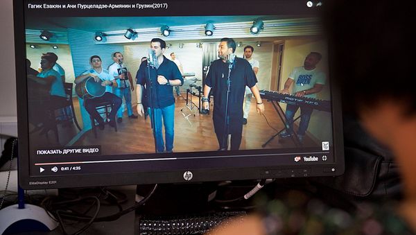 Клип Армянин и грузин на YouTube - Sputnik Армения