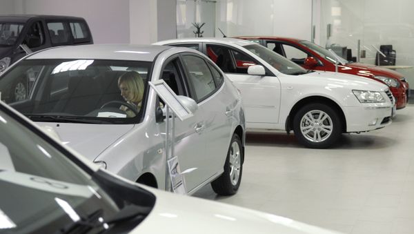 Работа автосалона  - Sputnik Армения