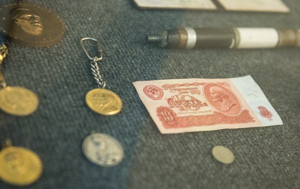 Հովհաննես Շիրազի թանգարանում - Sputnik Արմենիա