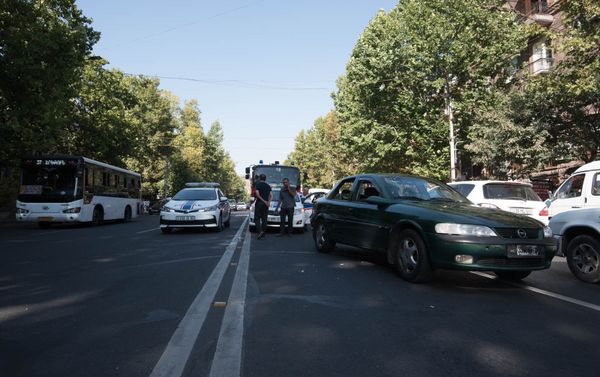 Երևանում հետիոտնի կատարած խախտումը վրաերթով ավարտվեց - Sputnik Արմենիա