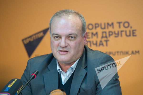 Виген Акопян  - Sputnik Армения