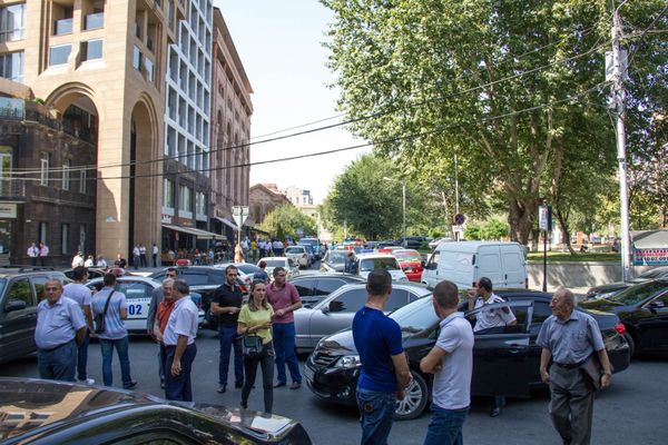 Стрельба на улице Бюзанда - Sputnik Արմենիա