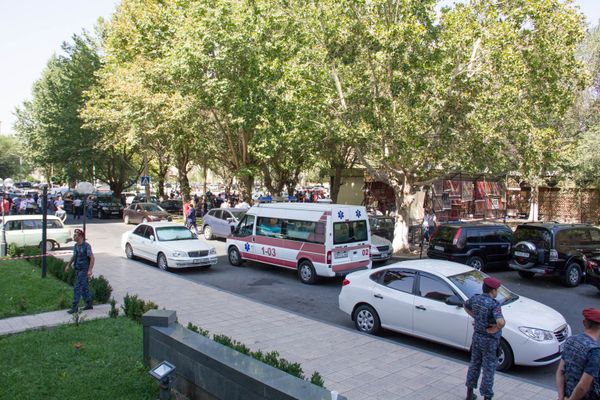 Стрельба на улице Бюзанда - Sputnik Արմենիա