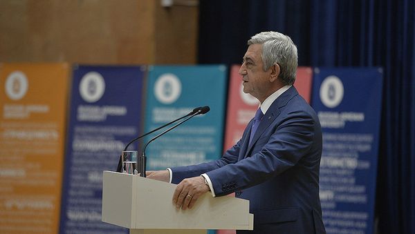 Президент Армении Серж Саргсян посетил РАУ в связи с 20-летием университета - Sputnik Արմենիա