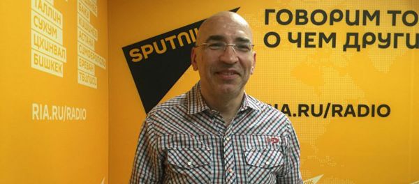 Политолог Леонид Крутаков - Sputnik Армения