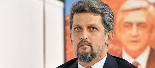 Гаро Пайлан на форуме Армения-Диаспора Гаро Пайлан на форуме Армения-Диаспора - Sputnik Армения