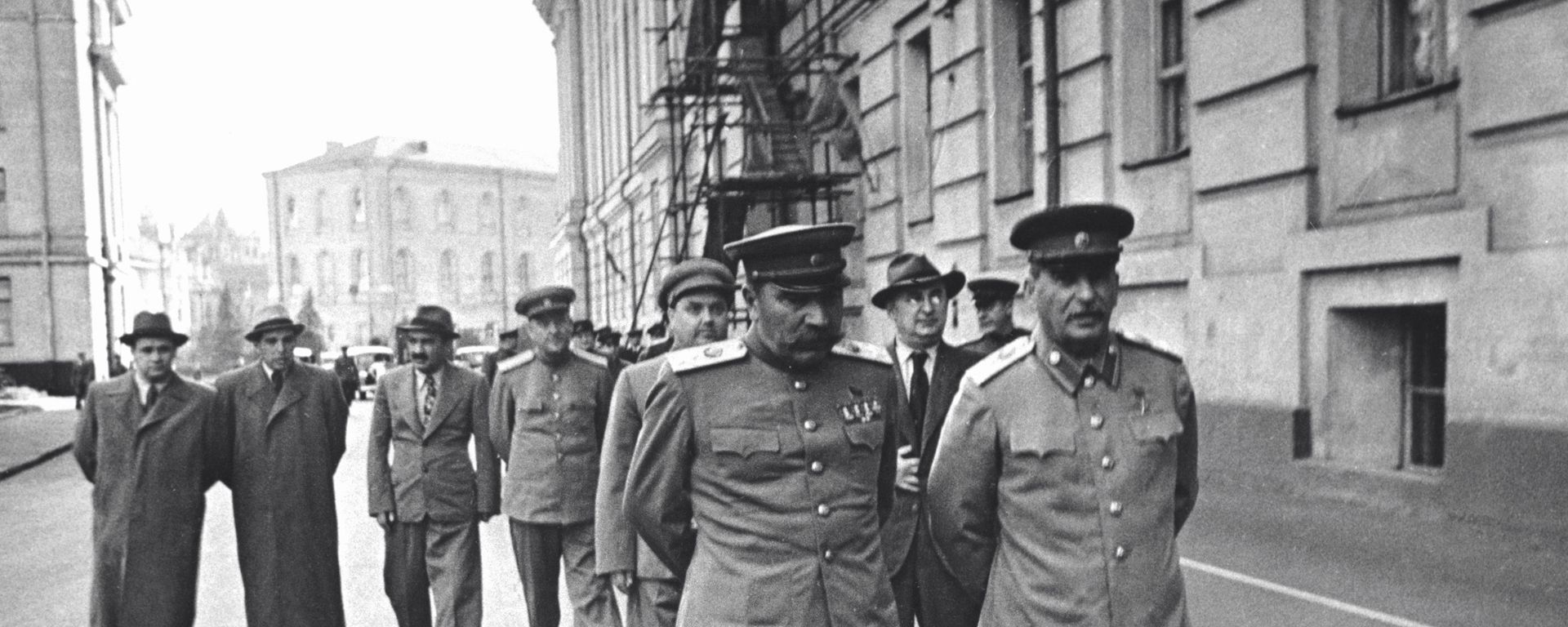 Ստալինը, Բերիան, Միկոյանը... - Sputnik Արմենիա, 1920, 15.10.2021