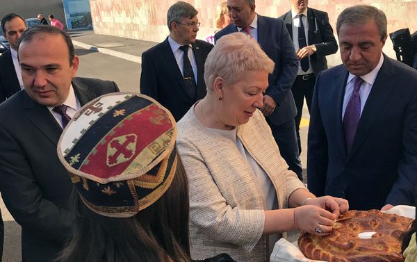 Официальное открытие школы при МГУ имени Армена Ерицяна в Ереване Официальное открытие школы при МГУ имени Армена Ерицяна в Ереване - Sputnik Армения