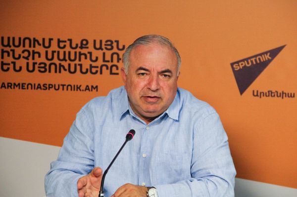 Арагац Ахоян - Sputnik Արմենիա