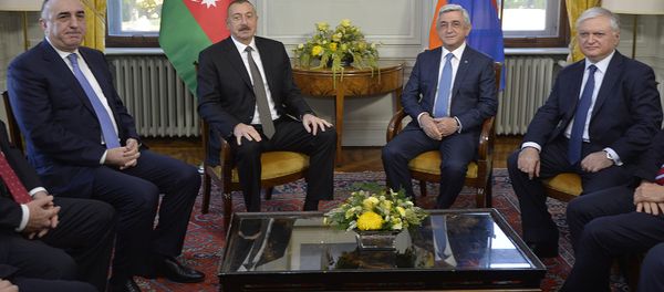 Встреча президентов и глав МИД Армении и Азербайджана Сержа Саргсяна, Ильхама Алиева, Эдварда Налбандяна и Эльмара Мамедъярова - Sputnik Армения