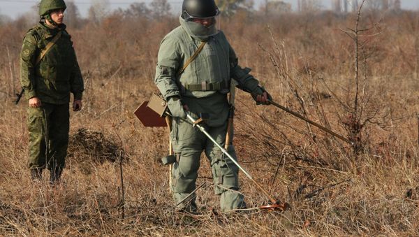 Саперы инженерных войск Южного военного округа. Архивное фото - Sputnik Армения