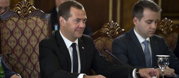 Встреча премьер министров Армении и России Карена Карапетяна и Дмитрия Медведева - Sputnik Армения