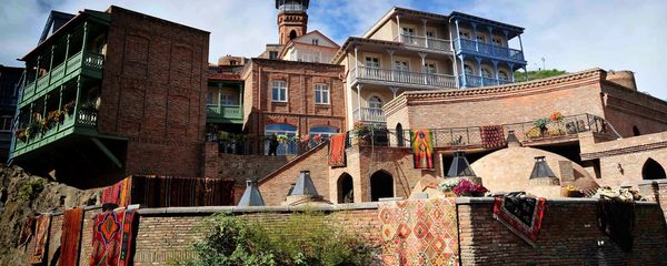 Исторические дома в Тбилиси в день Тбилисоба 2016 Исторические дома в Тбилиси в день Тбилисоба 2016 - Sputnik Армения