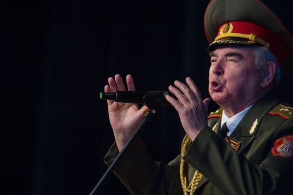 Ансамбль песни и пляски Российской армии имени А. В. Александрова выступил в Ереване - Sputnik Армения