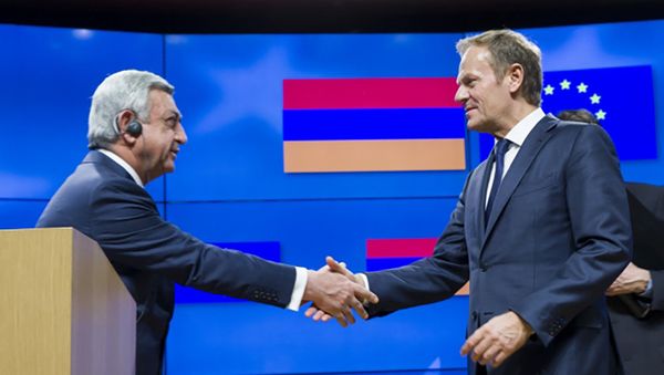 Президент Армении Серж Саргсян и президент ЕС Дональд Туск - Sputnik Армения