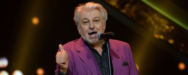 Юбилейное шоу Русское Радио. 20 лет. Легендарные хиты Золотого Граммофона Юбилейное шоу Русское Радио. 20 лет. Легендарные хиты Золотого Граммофона - Sputnik Արմենիա