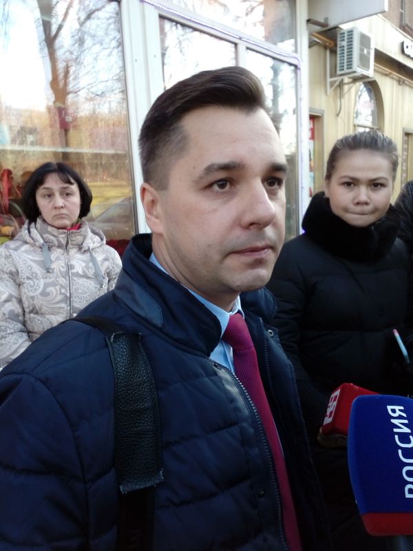 Бракоразводный процесс Армена Джигарханяна и Виталины Цымбалюк-Романовской. Адвокат А.Джигарханяна Евгений Парфенов - Sputnik Армения