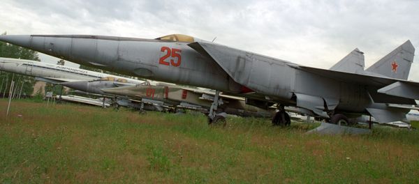 Советский одноместный сверхзвуковой высотный перехватчик МиГ-25 - Sputnik Արմենիա